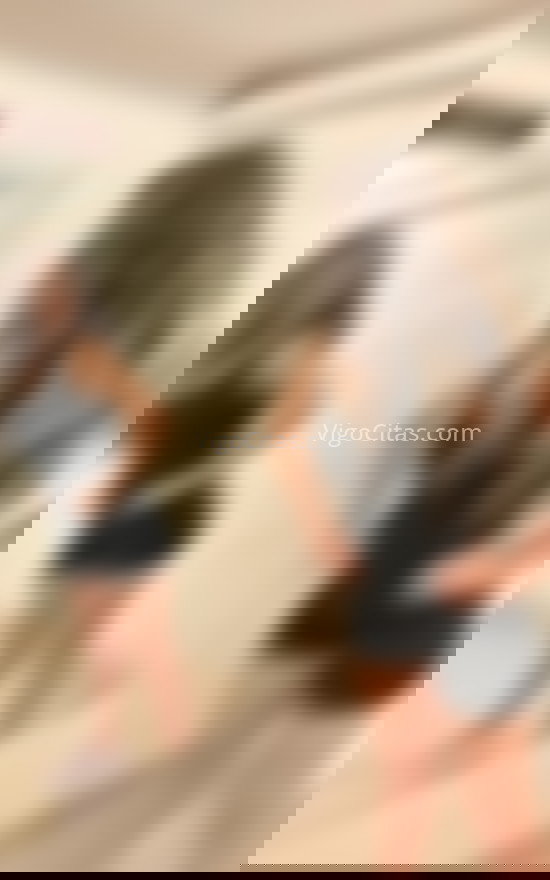 Eli, latina 26 años. 610900498. Citas en VIGO, VIGO. www.vigocitas.com.