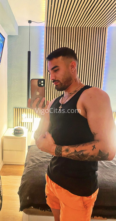 Jordan, chico latino. 612561084. Citas en VIGO, VIGO. www.vigocitas.com.
