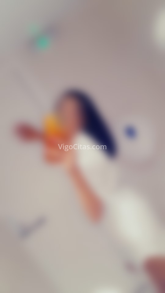 Carolina. 604230295. Citas en VIGO, VIGO. www.vigocitas.com.