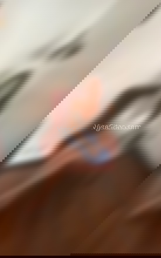 Vanessa, joven trans colombiana. 614235112. Citas en VIGO, VIGO. www.vigocitas.com.