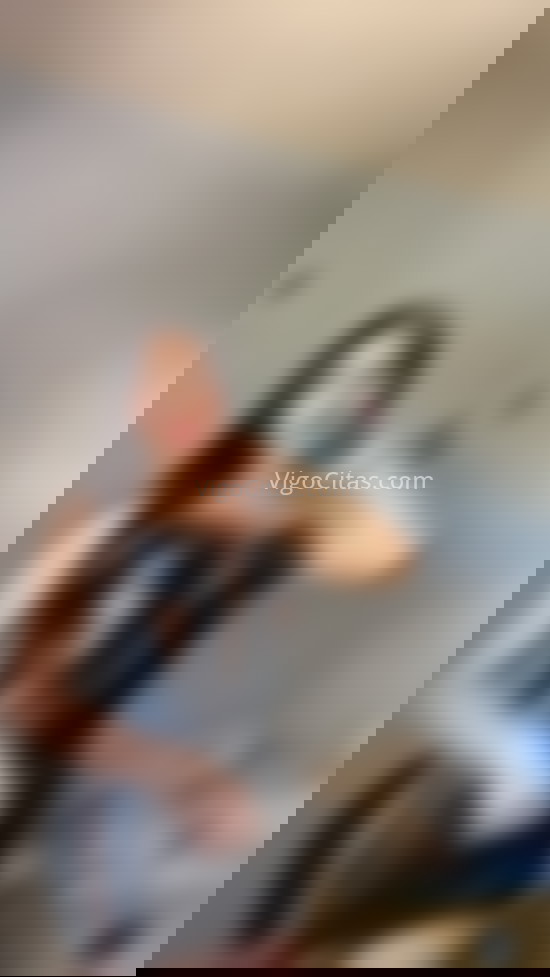 Vanessa, joven trans colombiana. 614235112. Citas en VIGO, VIGO. www.vigocitas.com.