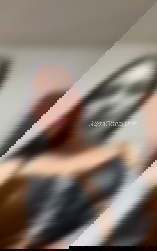 Vanessa, joven trans colombiana. 614235112. Citas en VIGO, VIGO. www.vigocitas.com.
