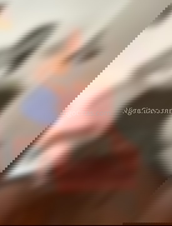 Vanessa, joven trans colombiana. 614235112. Citas en VIGO, VIGO. www.vigocitas.com.