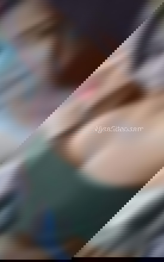 Sharlo, colombiana de 25 años. 641716653. Citas en VIGO, VIGO. www.vigocitas.com.