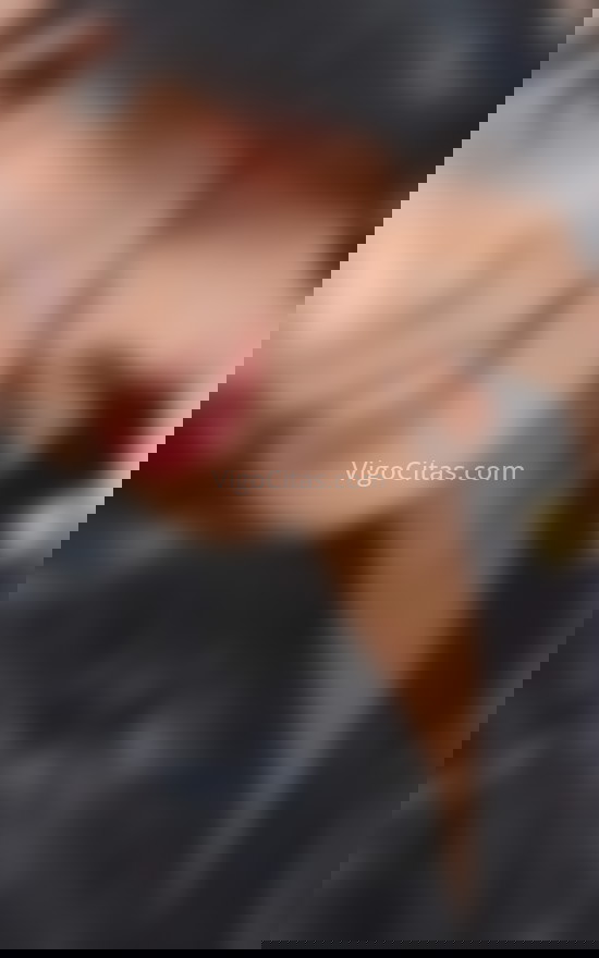 Sharlo, colombiana de 25 años. 641716653. Citas en VIGO, VIGO. www.vigocitas.com.
