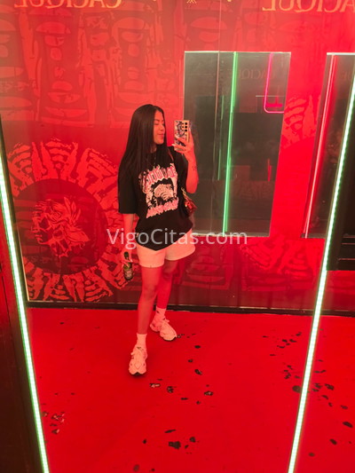 Camila, venezolana jovencita. 641611690. Citas en VIGO, VIGO. www.vigocitas.com.