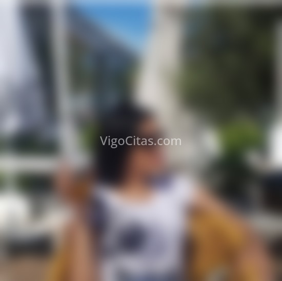Leticia, chica elegante. 722658713. Citas en VIGO, VIGO. www.vigocitas.com.