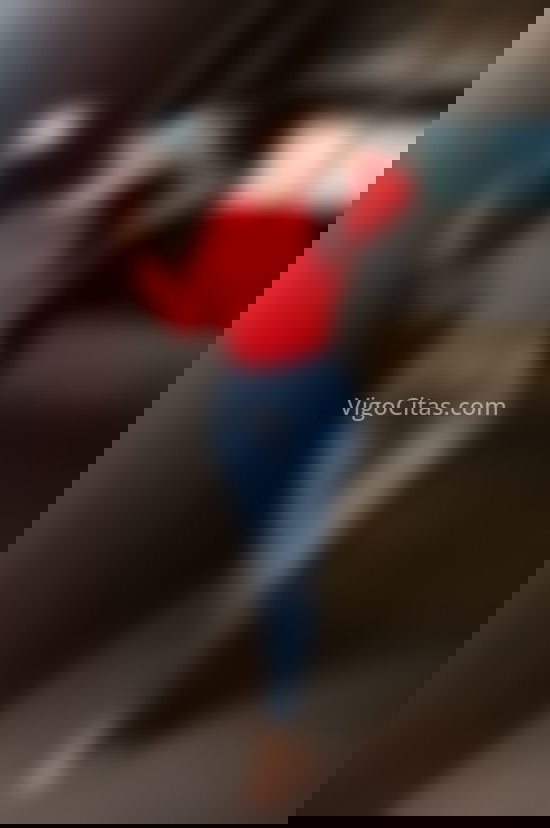 Leticia, chica elegante. 722658713. Citas en VIGO, VIGO. www.vigocitas.com.