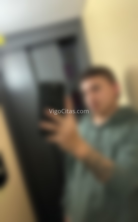David, joven colombiano . 697165304. Citas en VIGO, VIGO. www.vigocitas.com.