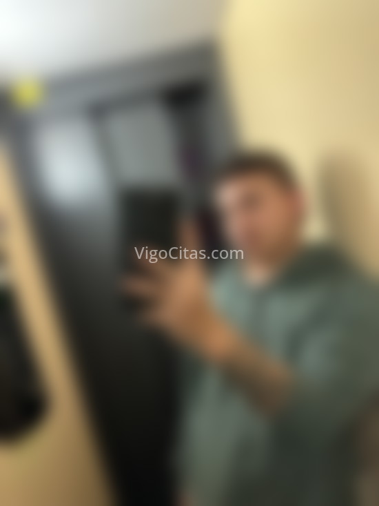 David, joven colombiano . 697165304. Citas en VIGO, VIGO. www.vigocitas.com.