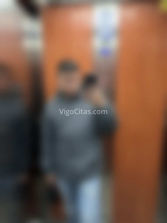 David, joven colombiano . 697165304. Citas en VIGO, VIGO. www.vigocitas.com.