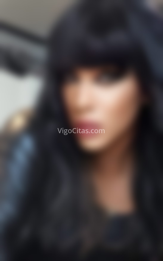 Carola Bellucci, trans morenaza. 643706066. Citas en VIGO, VIGO. www.vigocitas.com.