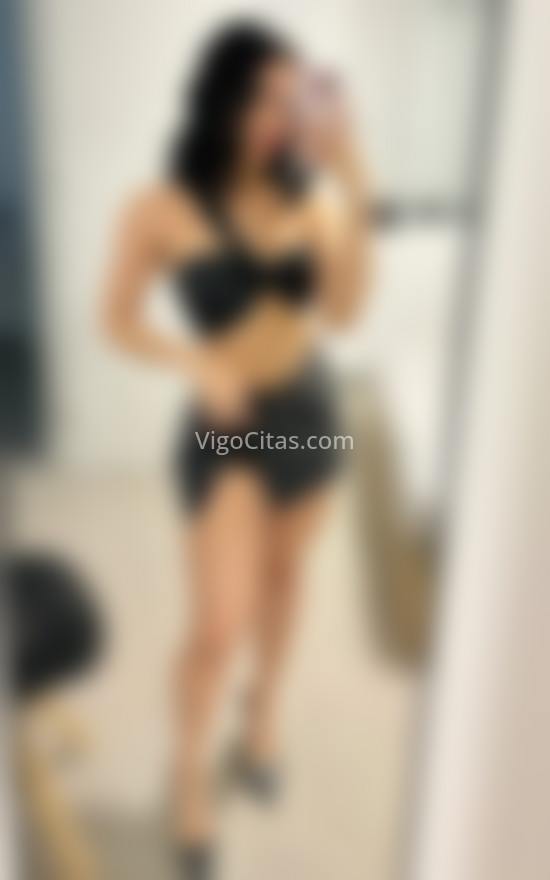 Ariana, hermosa colombiana fiestera. 621303745. Citas en VIGO, VIGO. www.vigocitas.com.