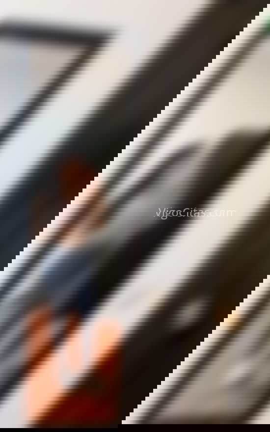 Sarah, latina jovencita. 613495580. Citas en VIGO, VIGO. www.vigocitas.com.
