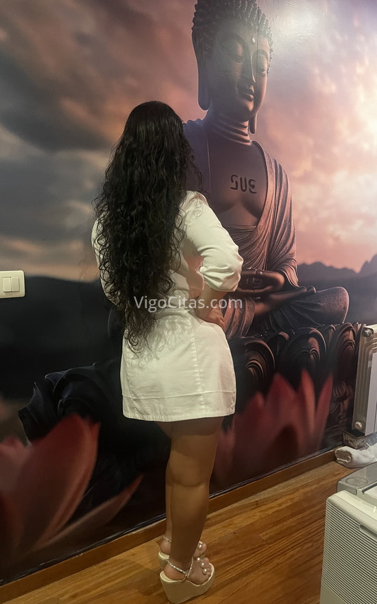 Valentina, masajista española. 635472666. Citas en VIGO, VIGO. www.vigocitas.com.