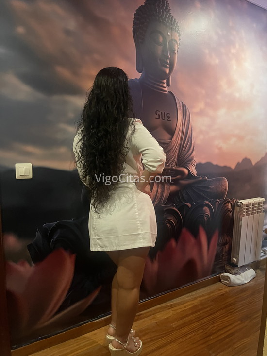 Valentina, masajista española. 635472666. Citas en VIGO, VIGO. www.vigocitas.com.