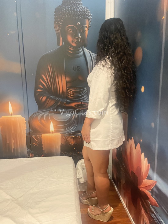 Valentina, masajista española. 635472666. Citas en VIGO, VIGO. www.vigocitas.com.
