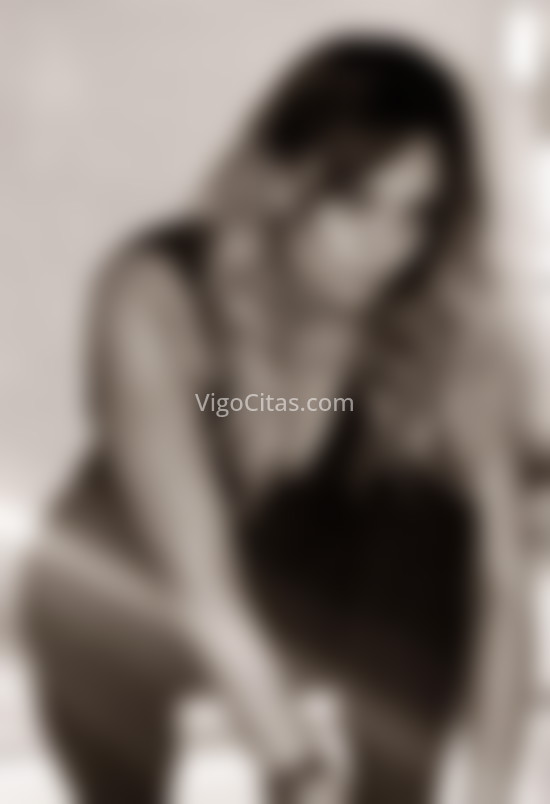 Kamilla Duarte, elegante y atractiva. 695402097. Citas en VIGO, VIGO. www.vigocitas.com.