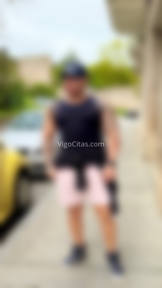 Aaron, latino recién llegado . 657016631. Citas en VIGO, VIGO. www.vigocitas.com.