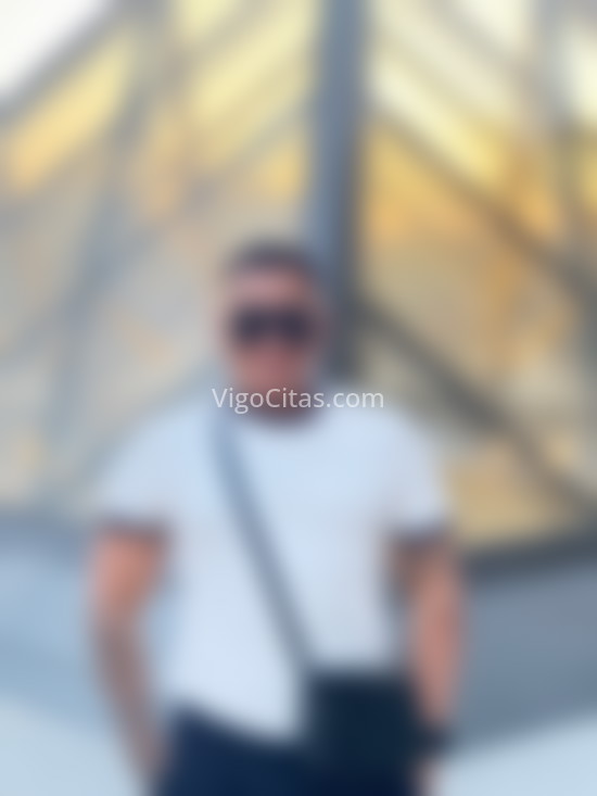 Aaron, latino recién llegado . 657016631. Citas en VIGO, VIGO. www.vigocitas.com.