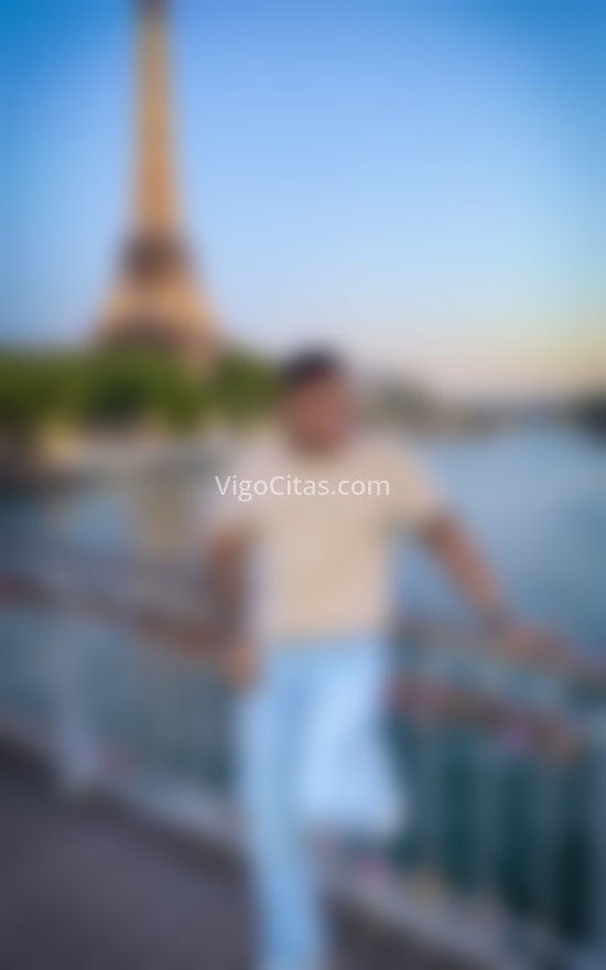 Aaron, latino recién llegado . 657016631. Citas en VIGO, VIGO. www.vigocitas.com.