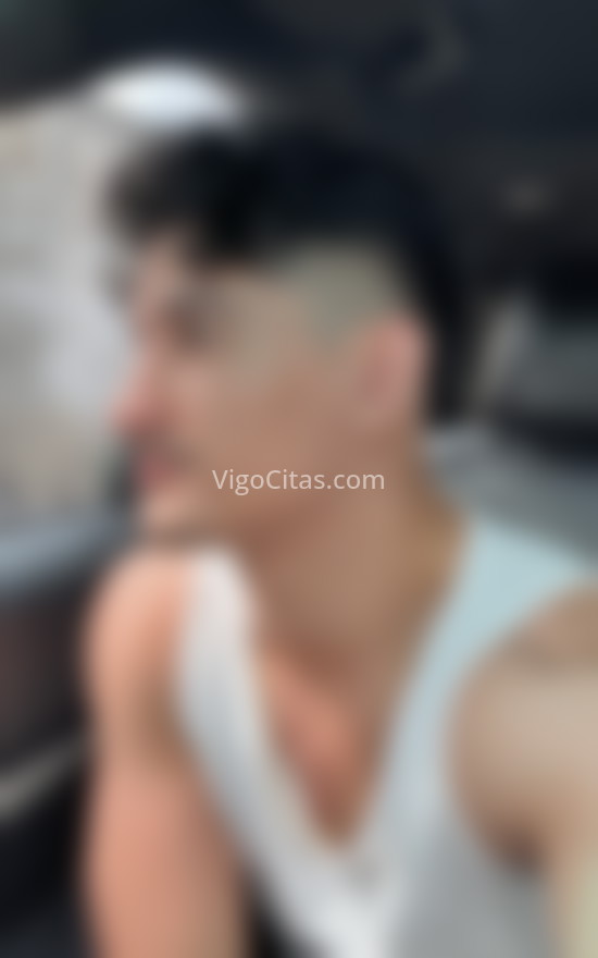 Bruno, latino de paso. 664407620. Citas en VIGO, VIGO. www.vigocitas.com.