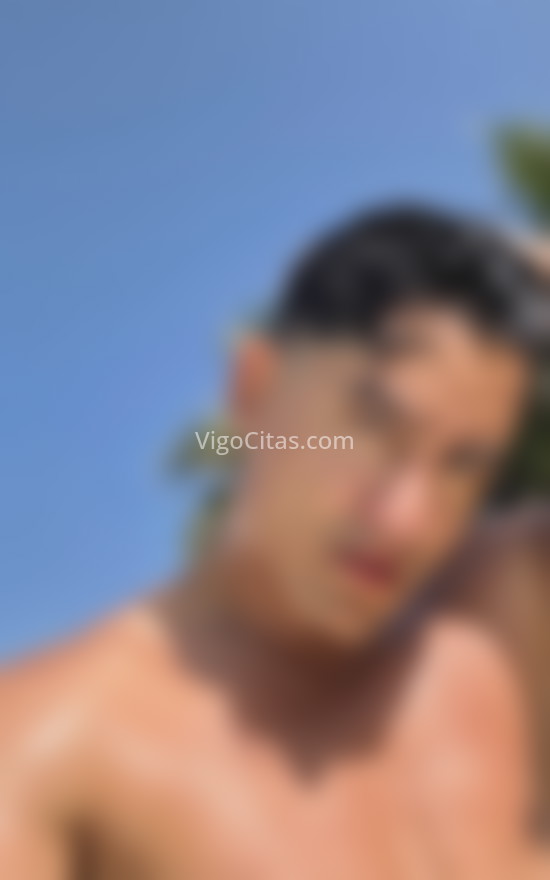 Bruno, latino de paso. 664407620. Citas en VIGO, VIGO. www.vigocitas.com.