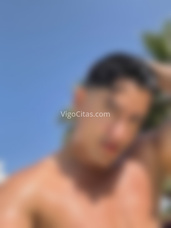 Bruno, latino de paso. 664407620. Citas en VIGO, VIGO. www.vigocitas.com.