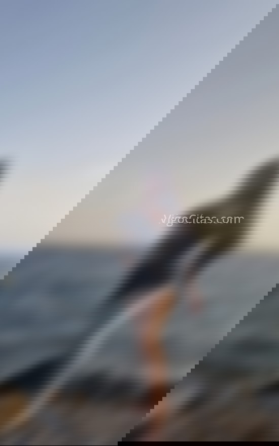 Karen, trans colombiana, joven risueña. 672503907. Citas en VIGO, VIGO. www.vigocitas.com.