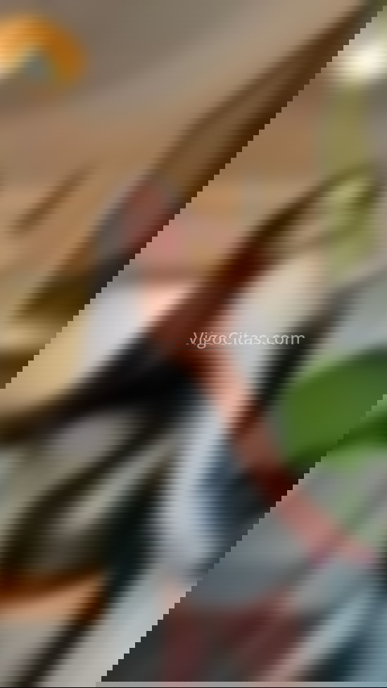 Karen, trans colombiana, joven risueña. 672503907. Citas en VIGO, VIGO. www.vigocitas.com.