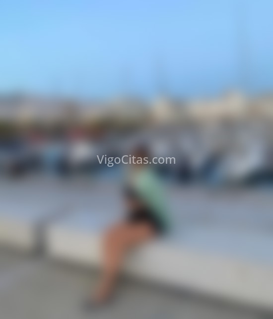 Catalina, joven colombiana. 687806418. Citas en VIGO, VIGO. www.vigocitas.com.