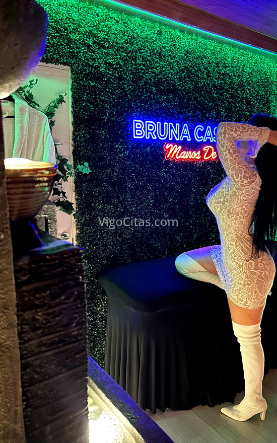Bruna Cassaroti. Minispa. 645238565. Citas en VIGO, VIGO. www.vigocitas.com.