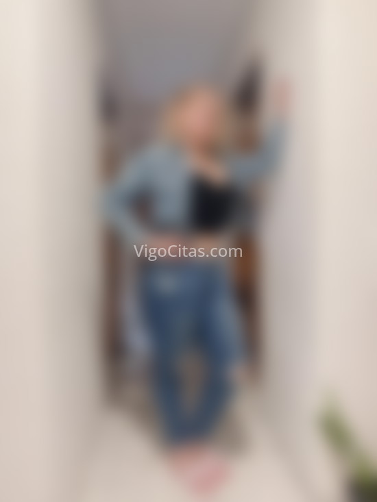 Yuliana, madurita colombiana. 682818348. Citas en VIGO, VIGO. www.vigocitas.com.