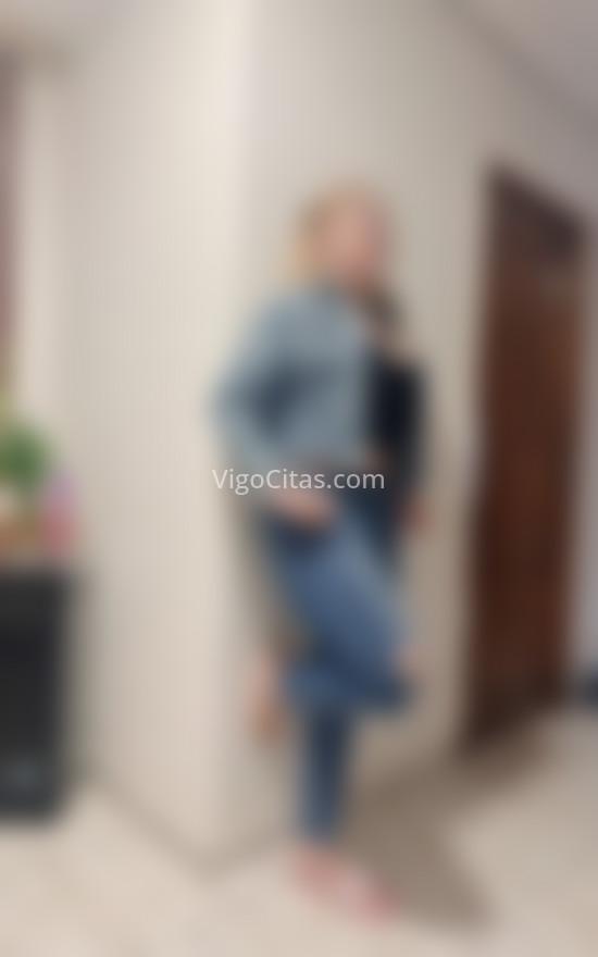 Yuliana, madurita colombiana. 682818348. Citas en VIGO, VIGO. www.vigocitas.com.