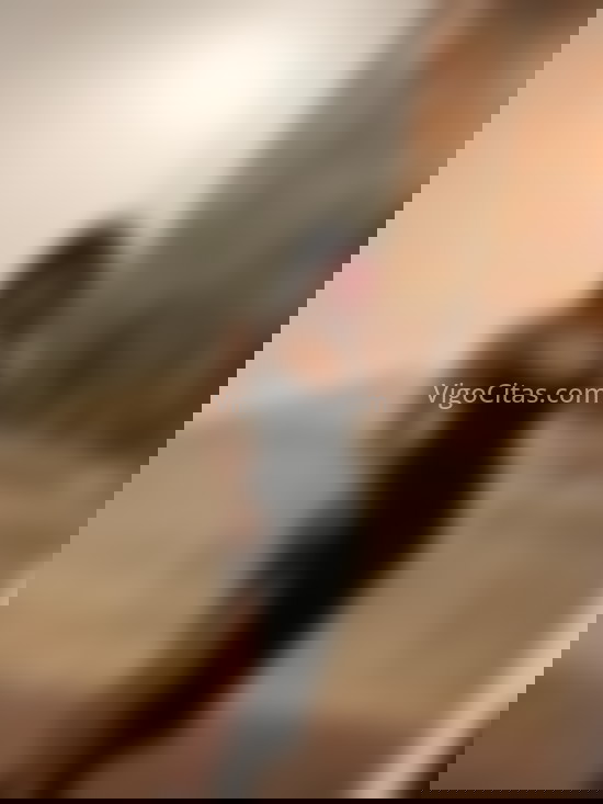 Nicole, joven brasileña . 692483751. Citas en VIGO, VIGO. www.vigocitas.com.