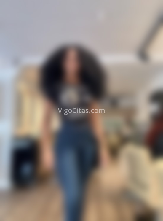 Lorena, trans brasileña de paso . 603604785. Citas en VIGO, VIGO. www.vigocitas.com.