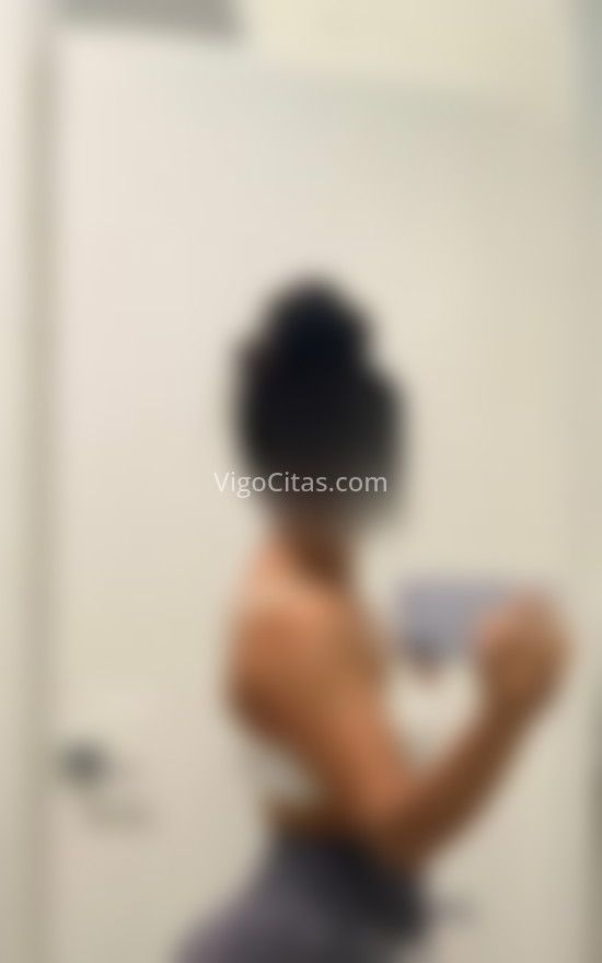 Kamyla, brasileña recién llegada. 631529993. Citas en VIGO, VIGO. www.vigocitas.com.