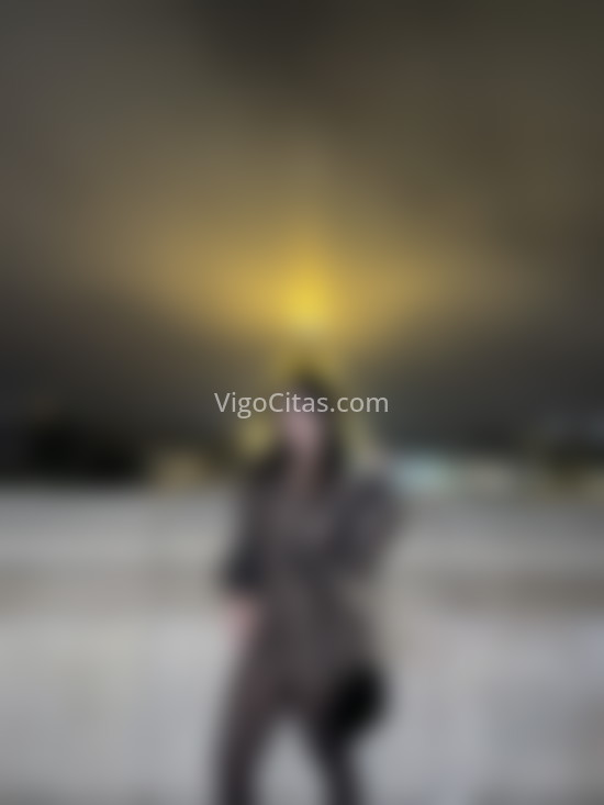 Mia, colombiana de 25 años. 602453878. Citas en VIGO, VIGO. www.vigocitas.com.