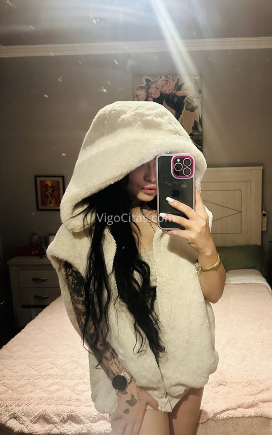 Sabrina, jovencita colombiana . 613226440. Citas en VIGO, VIGO. www.vigocitas.com.