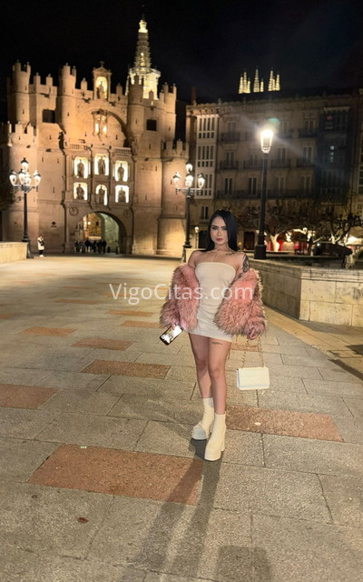 Sabrina, jovencita colombiana . 613226440. Citas en VIGO, VIGO. www.vigocitas.com.