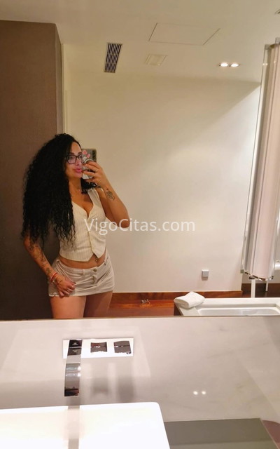 Paola. 613845000. Citas en VIGO, VIGO. www.vigocitas.com.