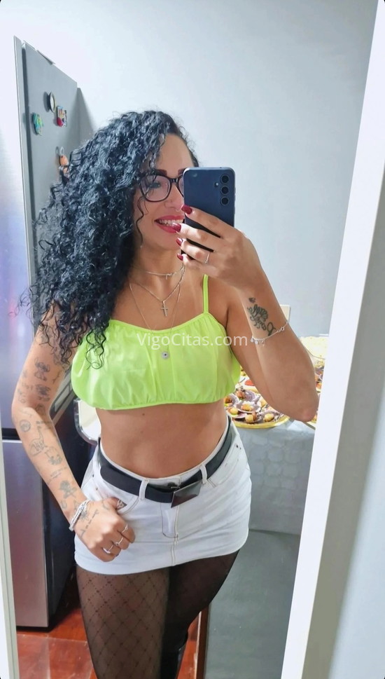 Paola, primera vez por aquí. 613845000. Citas en VIGO, VIGO. www.vigocitas.com.