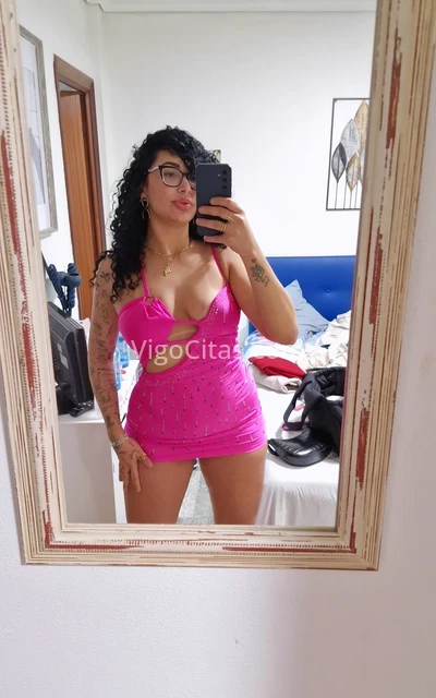 Paola, brasileña. 613845000. Citas en VIGO, VIGO. www.vigocitas.com.