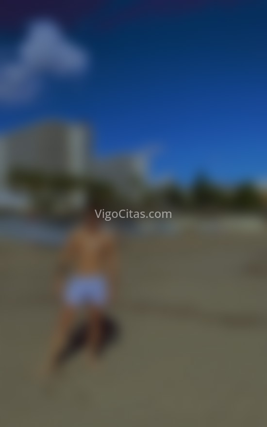 Bastián, colombiano. 641378847. Citas en VIGO, VIGO. www.vigocitas.com.