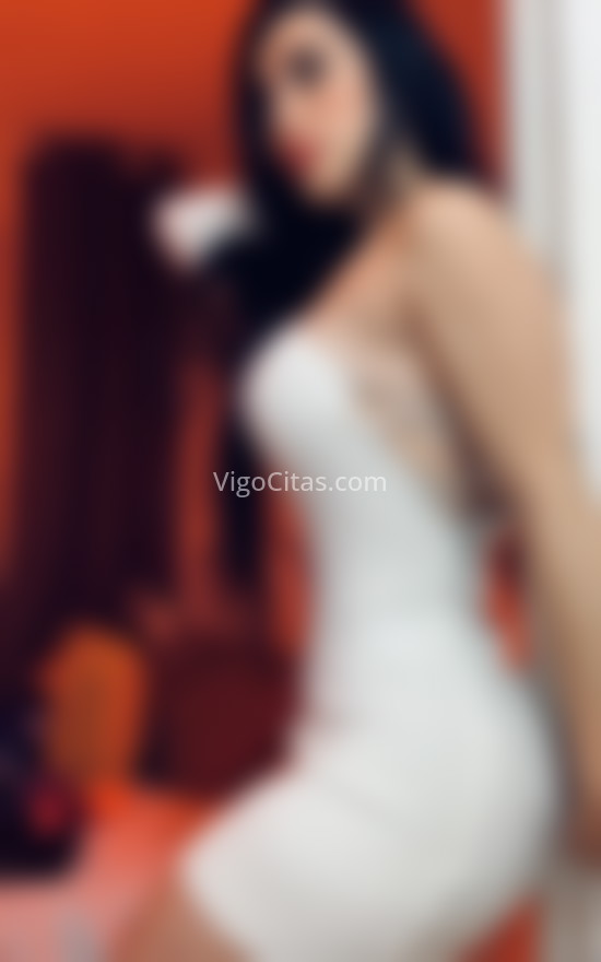 Katalina, colombiana 24 años. 631992358. Citas en VIGO, VIGO. www.vigocitas.com.
