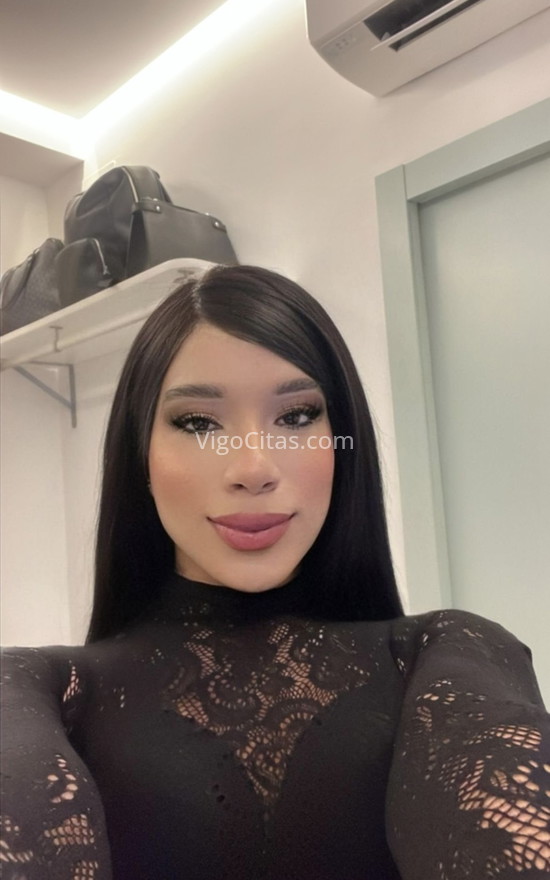 Zoe, jovencita trans fiestera. 661039061. Citas en VIGO, VIGO. www.vigocitas.com.