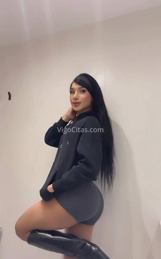 Zoe, jovencita trans fiestera. 661039061. Citas en VIGO, VIGO. www.vigocitas.com.