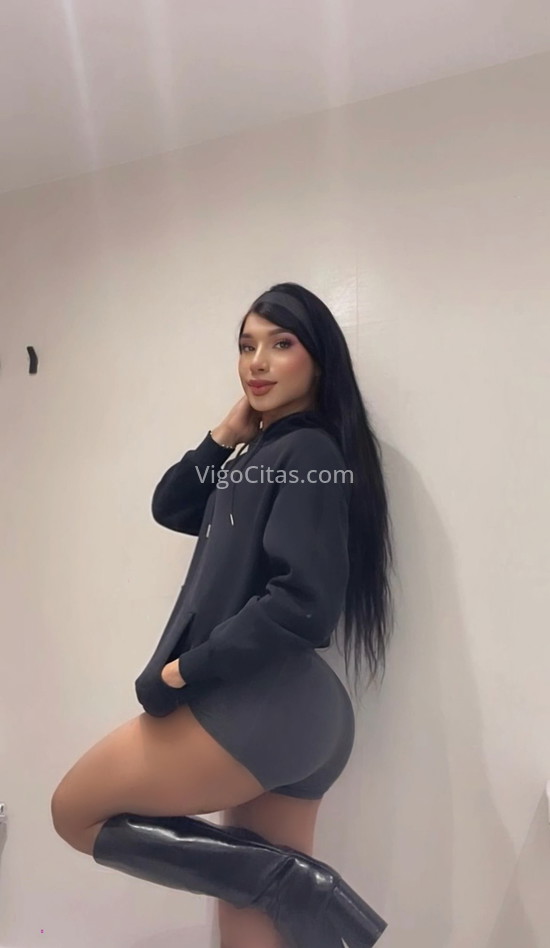 Zoe, jovencita trans fiestera. 661039061. Citas en VIGO, VIGO. www.vigocitas.com.