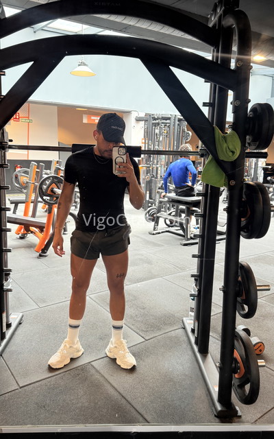 Luis, latino recién llegado. 634931641. Citas en VIGO, VIGO. www.vigocitas.com.