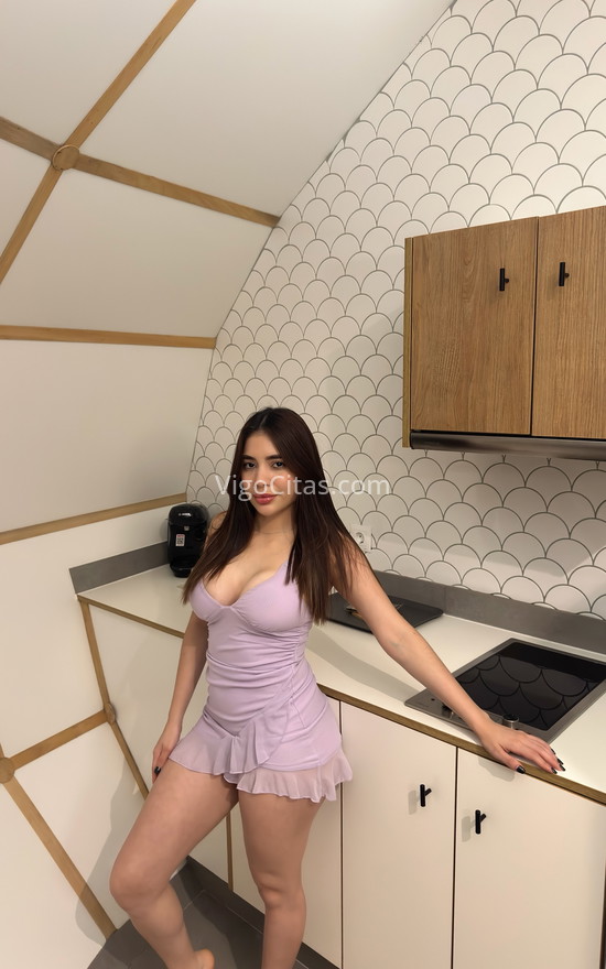 Valentina, latina 22 años. 632954622. Citas en VIGO, VIGO. www.vigocitas.com.